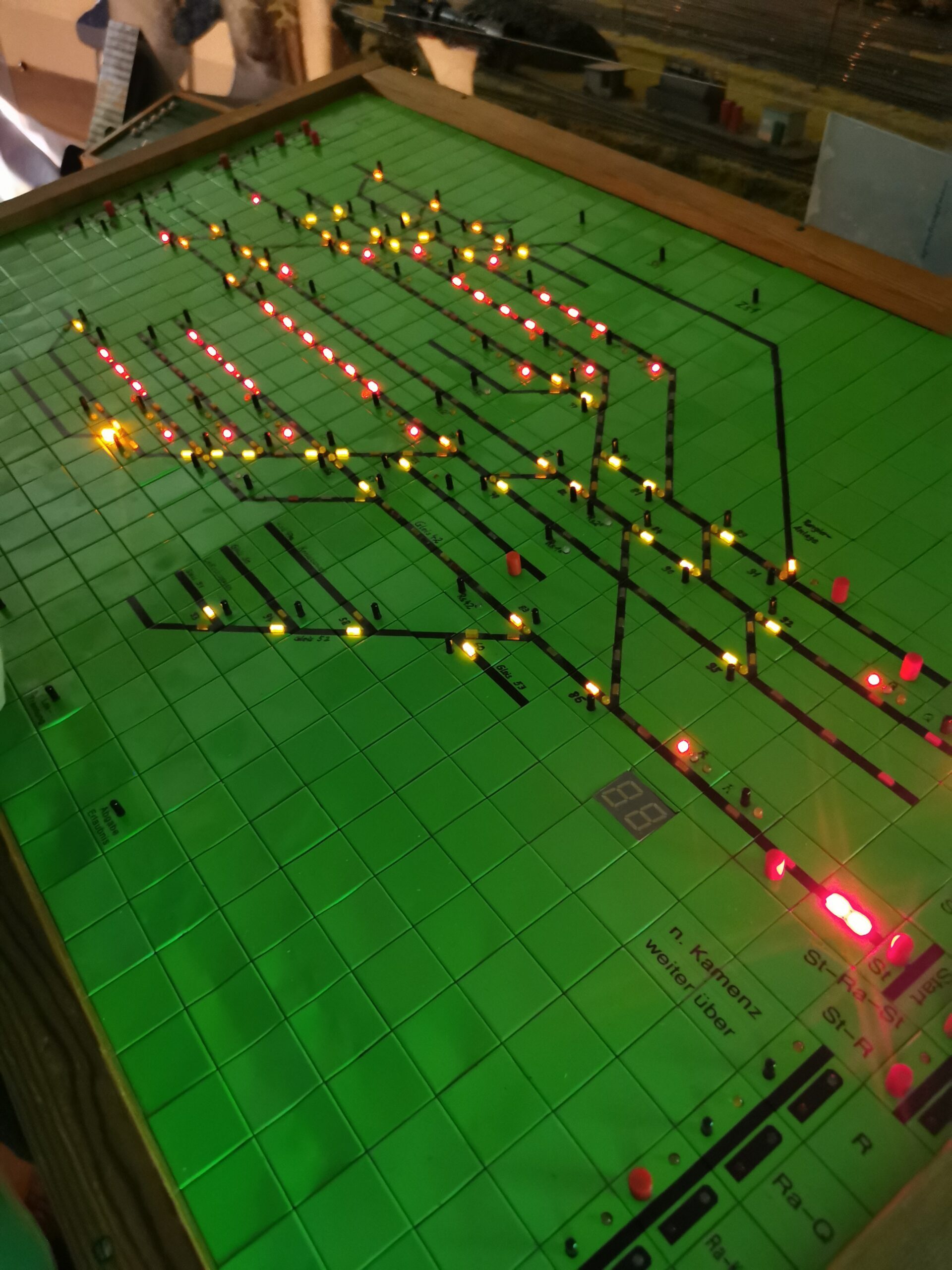 MEC_Arnsdorf_bei_Nacht_04